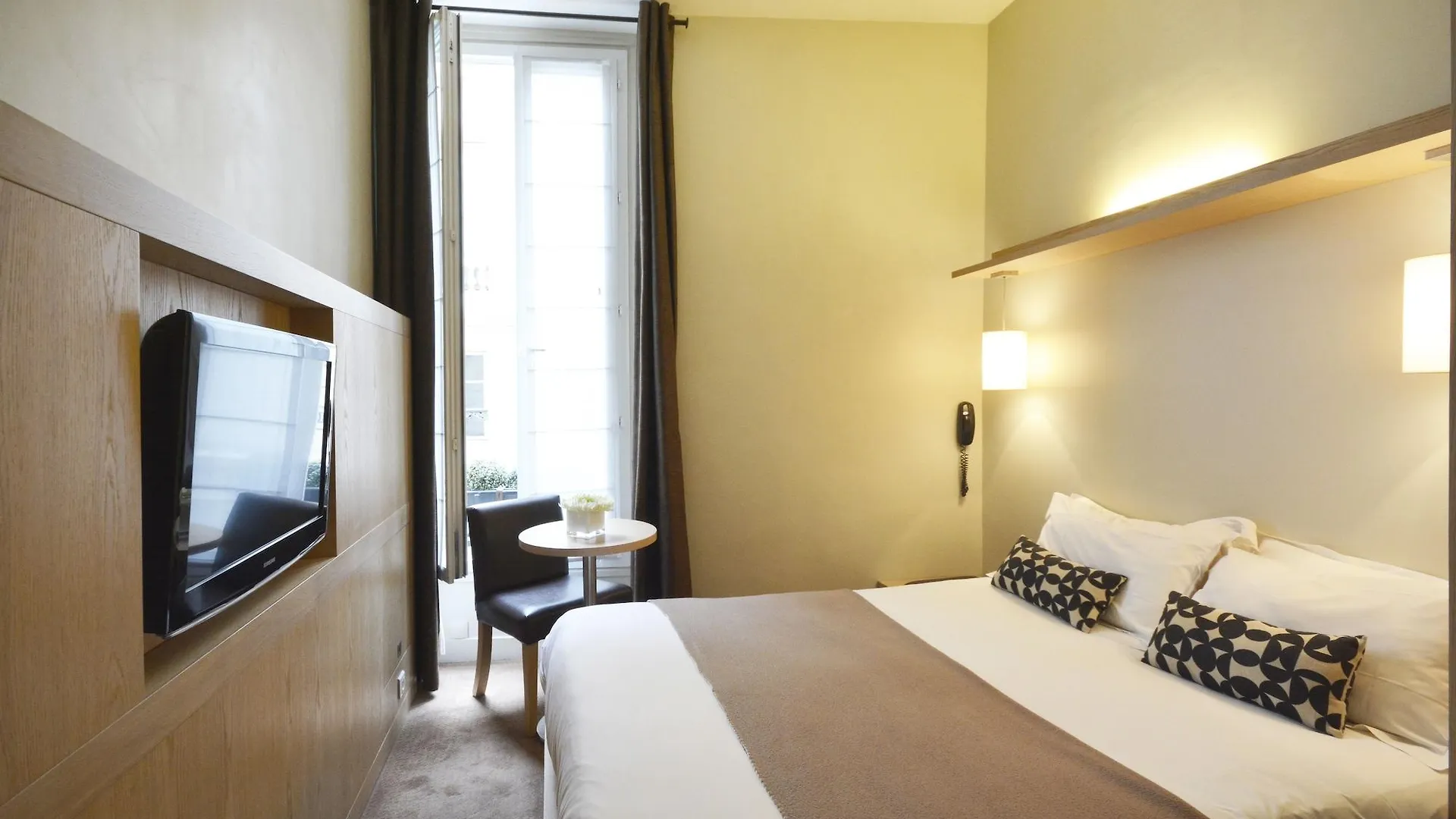 Des Princes Hotel Paříž